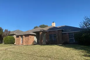 1512 Straus Rd, Cedar Hill, TX 75104 - Photo 1