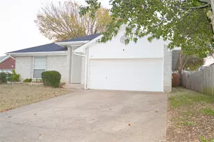 5811 Sterling Green Trail, Arlington, TX 76017 - Photo 17