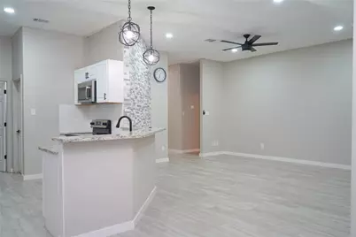 5811 Sterling Green Trail, Arlington, TX 76017 - Photo 21