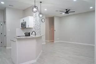 5811 Sterling Green Trail, Arlington, TX 76017 - Photo 21