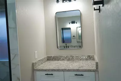 5811 Sterling Green Trail, Arlington, TX 76017 - Photo 7