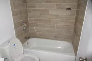 2655 Ash Crescent St, Fort Worth, TX 76104 - Photo 13