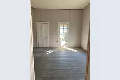 512 S McKinney Street, Mexia, TX 76667 - Photo 3