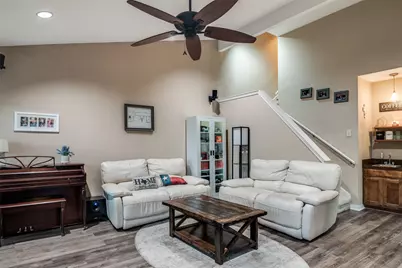 546 Briarcliff Drive, Garland, TX 75043 - Photo 5