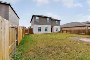 305 Honeysuckle Ln, Princeton, TX 75407 - Photo 39