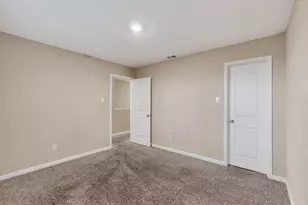 305 Honeysuckle Ln, Princeton, TX 75407 - Photo 35