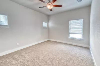 1401 Avocado Lane, Gainesville, TX 76240 - Photo 9