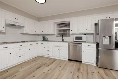 117 Kathryn Drive, Sanger, TX 76266 - Photo 17