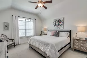 2724 N Splendor Dr, Little Elm, TX 75068 - Photo 15