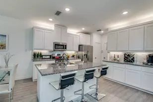 2724 N Splendor Dr, Little Elm, TX 75068 - Photo 9