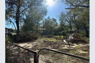 822 E Commerce, Mexia, TX 76667 - Photo 11