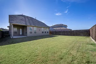 1605 Alton Wy, Aubrey, TX 76227 - Photo 15