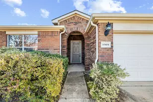 10404 Nettie St, Fort Worth, TX 76244 - Photo 3