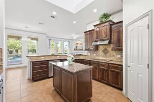 2701 Los Gatos Ln, Fort Worth, TX 76131 - Photo 11