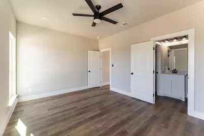 9100 Cherokee Court, Rio Vista, TX 76093 - Photo 21