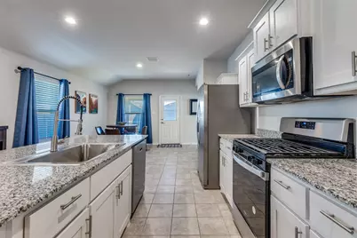 140 Greengate Drive, Boyd, TX 76023 - Photo 11