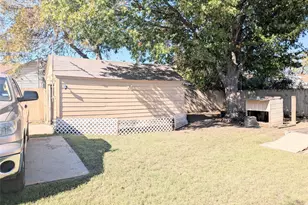 3223 Aster St, Dallas, TX 75211 - Photo 13