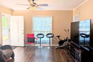 3223 Aster St, Dallas, TX 75211 - Photo 3