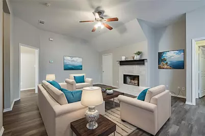 3205 Carverly Avenue, Fort Worth, TX 76119 - Photo 3