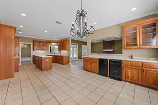 188 Twin Bends Dr, Crawford, TX 76638 - Photo 9