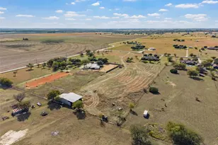 188 Twin Bends Dr, Crawford, TX 76638 - Photo 37