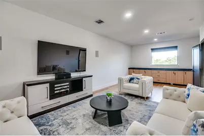 10923 Marsh Lane, Dallas, TX 75229 - Photo 19