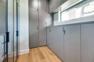 10923 Marsh Ln, Dallas, TX 75229 - Photo 25