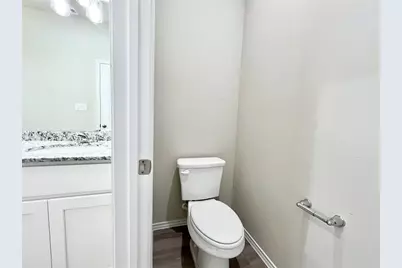 3501 E Renfro Street #605, Burleson, TX 76028 - Photo 23