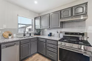 3307 Dawes Dr, Dallas, TX 75211 - Photo 7