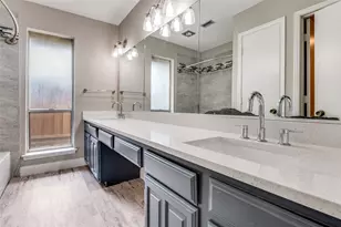 1906 Westcreek Dr, Garland, TX 75042 - Photo 17