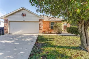 1112 Day Dream Dr, Fort Worth, TX 76052 - Photo 3