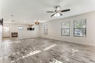 1112 Day Dream Dr, Fort Worth, TX 76052 - Photo 9