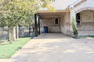 608 Holcomb Rd, Dallas, TX 75217 - Photo 3