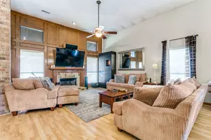 319 Ashley Dr, Coppell, TX 75019 - Photo 3