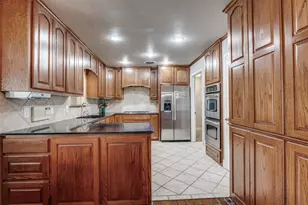 6401 Stonewall St, Greenville, TX 75402 - Photo 9