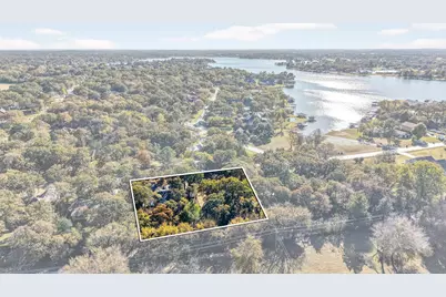 329 Comanche Drive, Lake Kiowa, TX 76240 - Photo 35