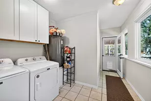 329 Comanche Dr, Lake Kiowa, TX 76240 - Photo 33