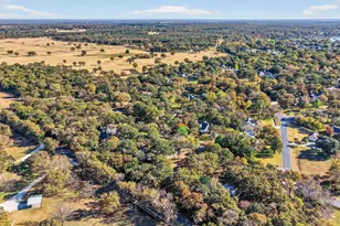 329 Comanche Dr, Lake Kiowa, TX 76240 - Photo 31
