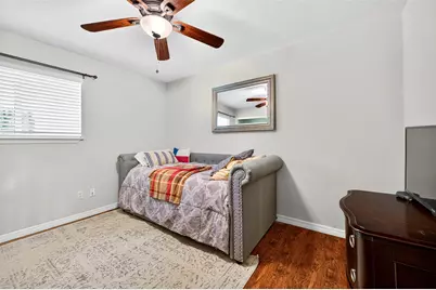 329 Comanche Drive, Lake Kiowa, TX 76240 - Photo 19