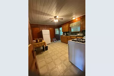 516 S McKinney Street, Mexia, TX 76667 - Photo 9