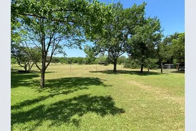 516 S McKinney Street, Mexia, TX 76667 - Photo 3