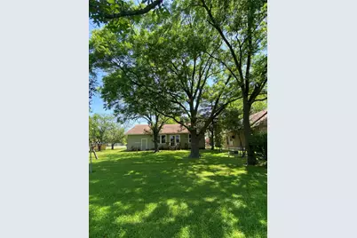 516 S McKinney Street, Mexia, TX 76667 - Photo 5