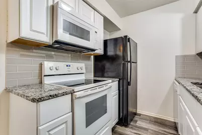 2734 Patricia Lane, Garland, TX 75041 - Photo 13