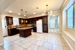 2639 Blackstone Dr, Grand Prairie, TX 75052 - Photo 13