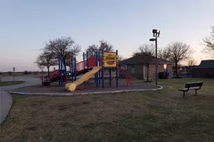 820 Poncho Ln, Fort Worth, TX 76052 - Photo 33