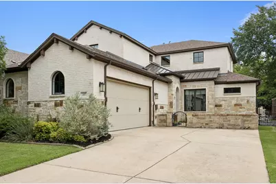 107 W Peach Street, Grapevine, TX 76051 - Photo 1