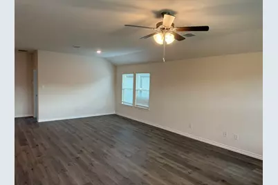 2051 Liberty Crossing Drive, Royse City, TX 75189 - Photo 7