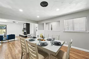 214 W Dorris Dr, Grand Prairie, TX 75051 - Photo 3