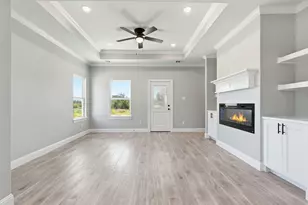 412 E Ball St, Tom Bean, TX 75491 - Photo 19