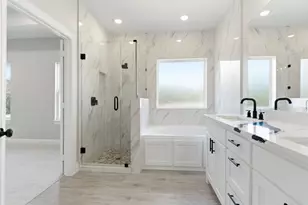 412 E Ball St, Tom Bean, TX 75491 - Photo 15